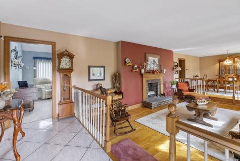 10 Cleary Lane Windsor CT 06095