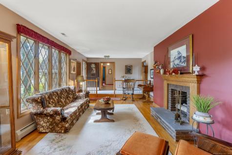 10 Cleary Lane Windsor CT 06095