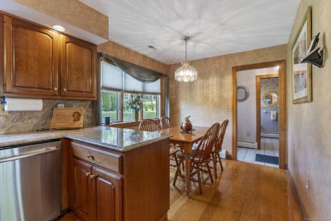 10 Cleary Lane Windsor CT 06095