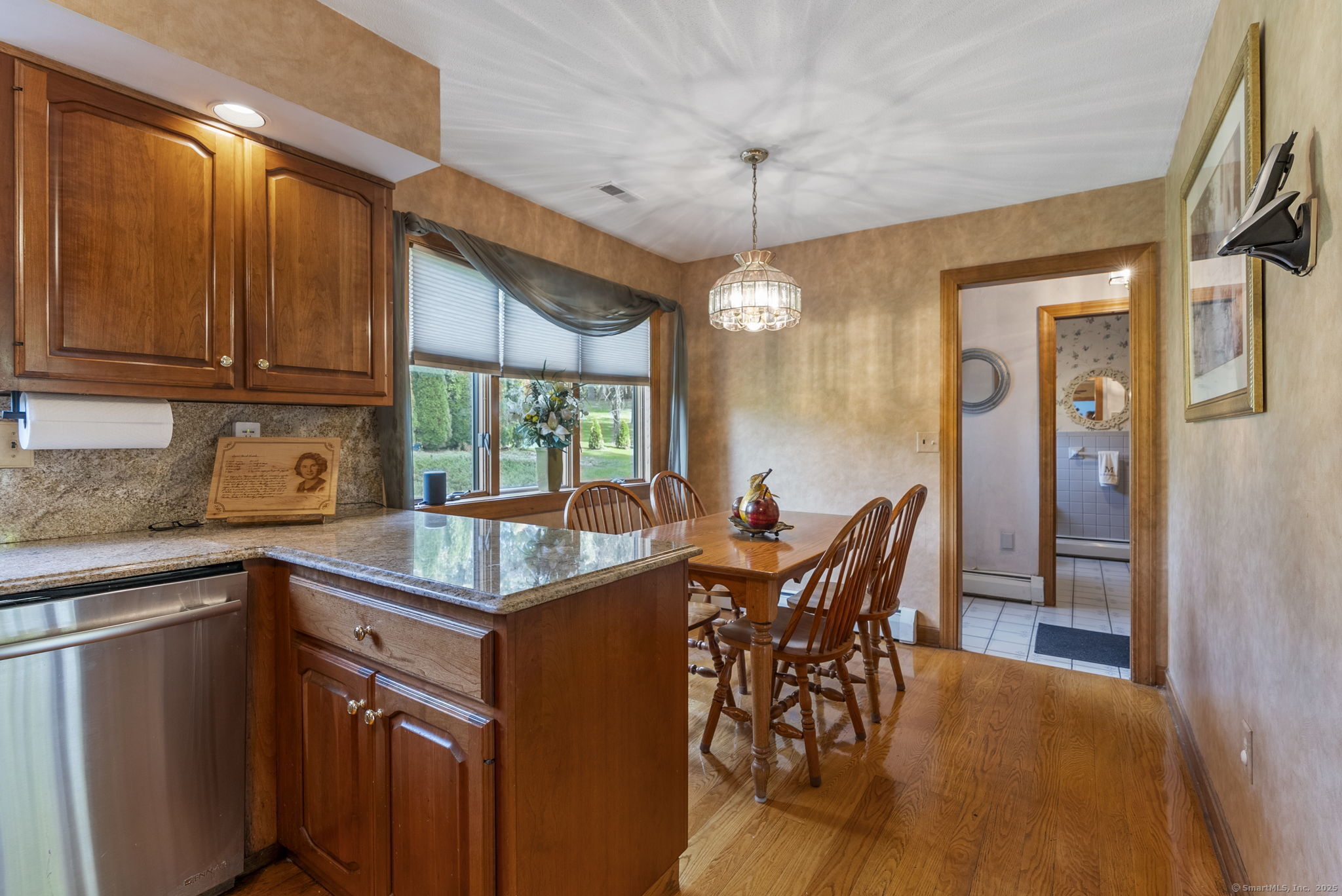 10 Cleary Lane Windsor CT 06095