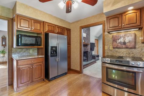 10 Cleary Lane Windsor CT 06095