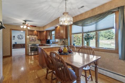 10 Cleary Lane Windsor CT 06095