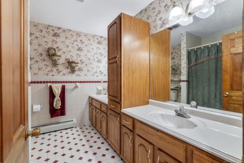 10 Cleary Lane Windsor CT 06095