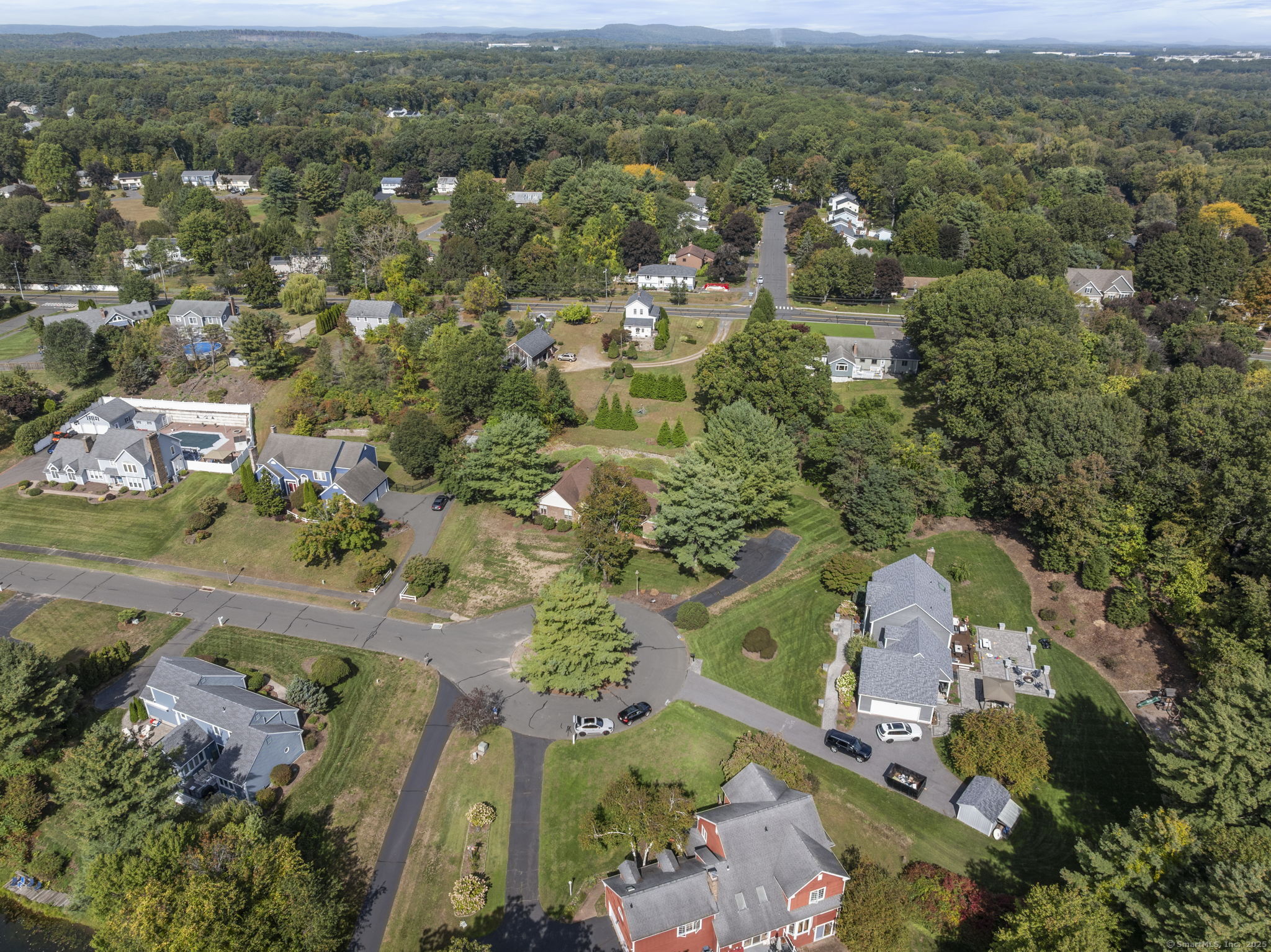 10 Cleary Lane Windsor CT 06095