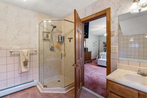 10 Cleary Lane Windsor CT 06095