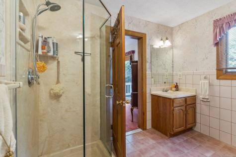 10 Cleary Lane Windsor CT 06095