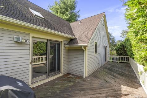 10 Cleary Lane Windsor CT 06095