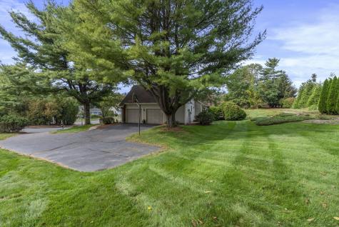 10 Cleary Lane Windsor CT 06095