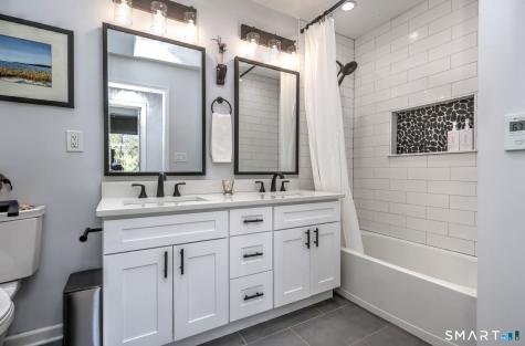 95 Covington Drive Milford CT 06461