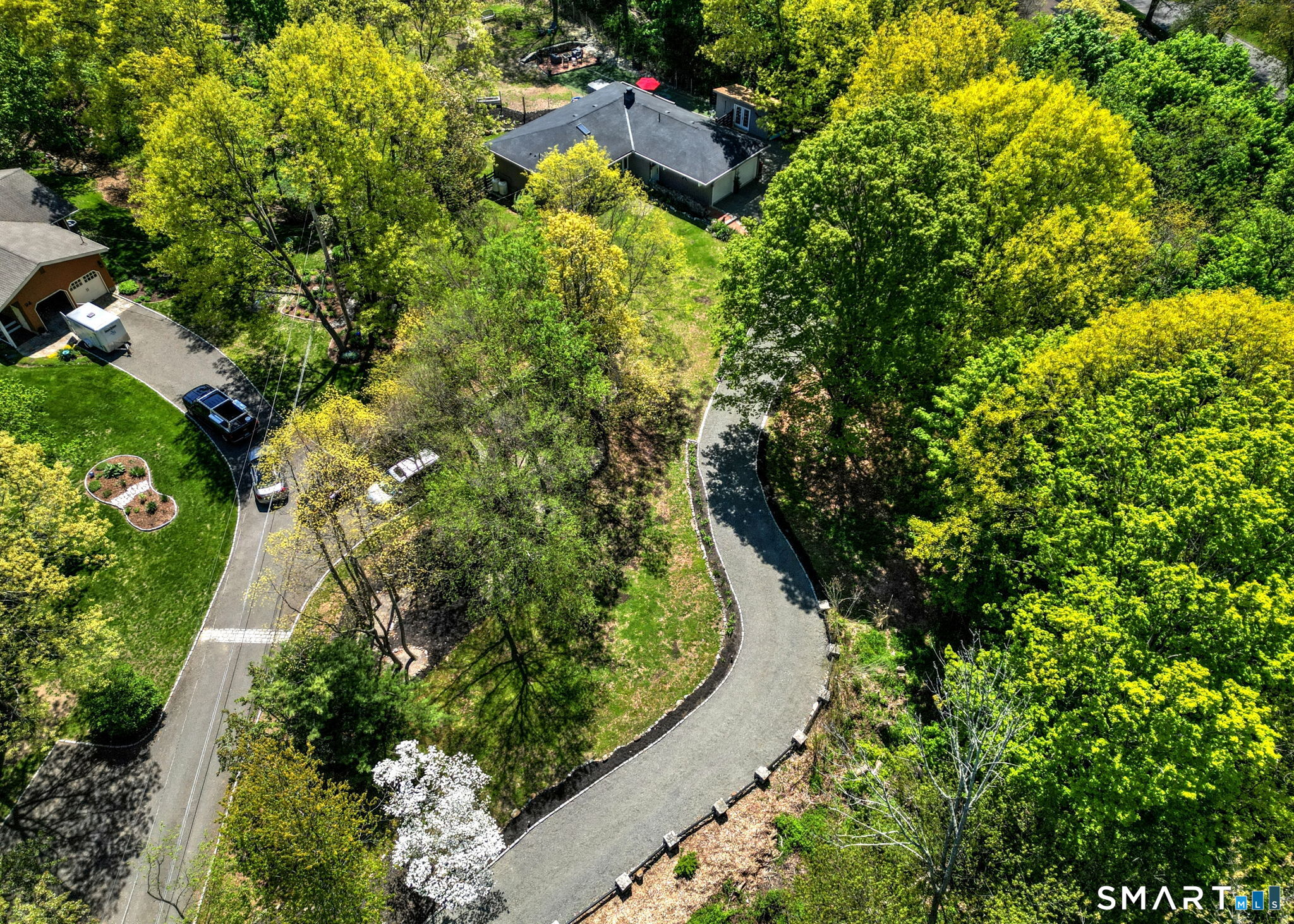 95 Covington Drive Milford CT 06461
