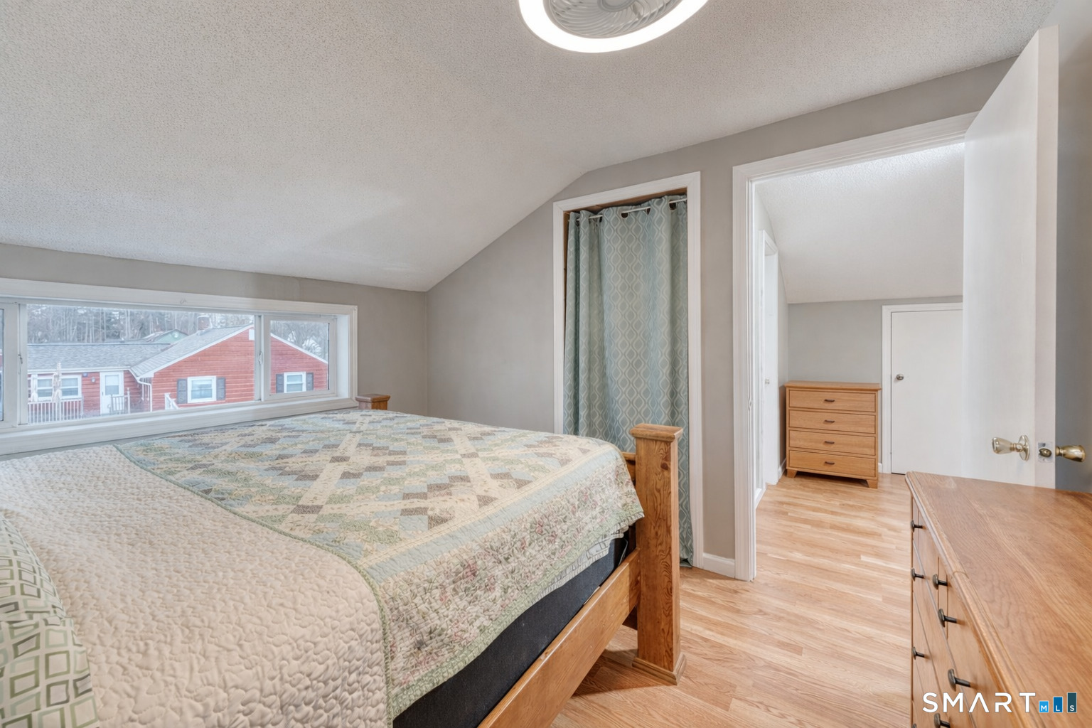 40 Cottage Grove Circle Bloomfield CT 06002