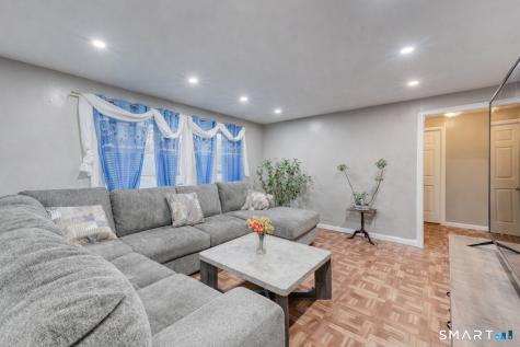 40 Cottage Grove Circle Bloomfield CT 06002