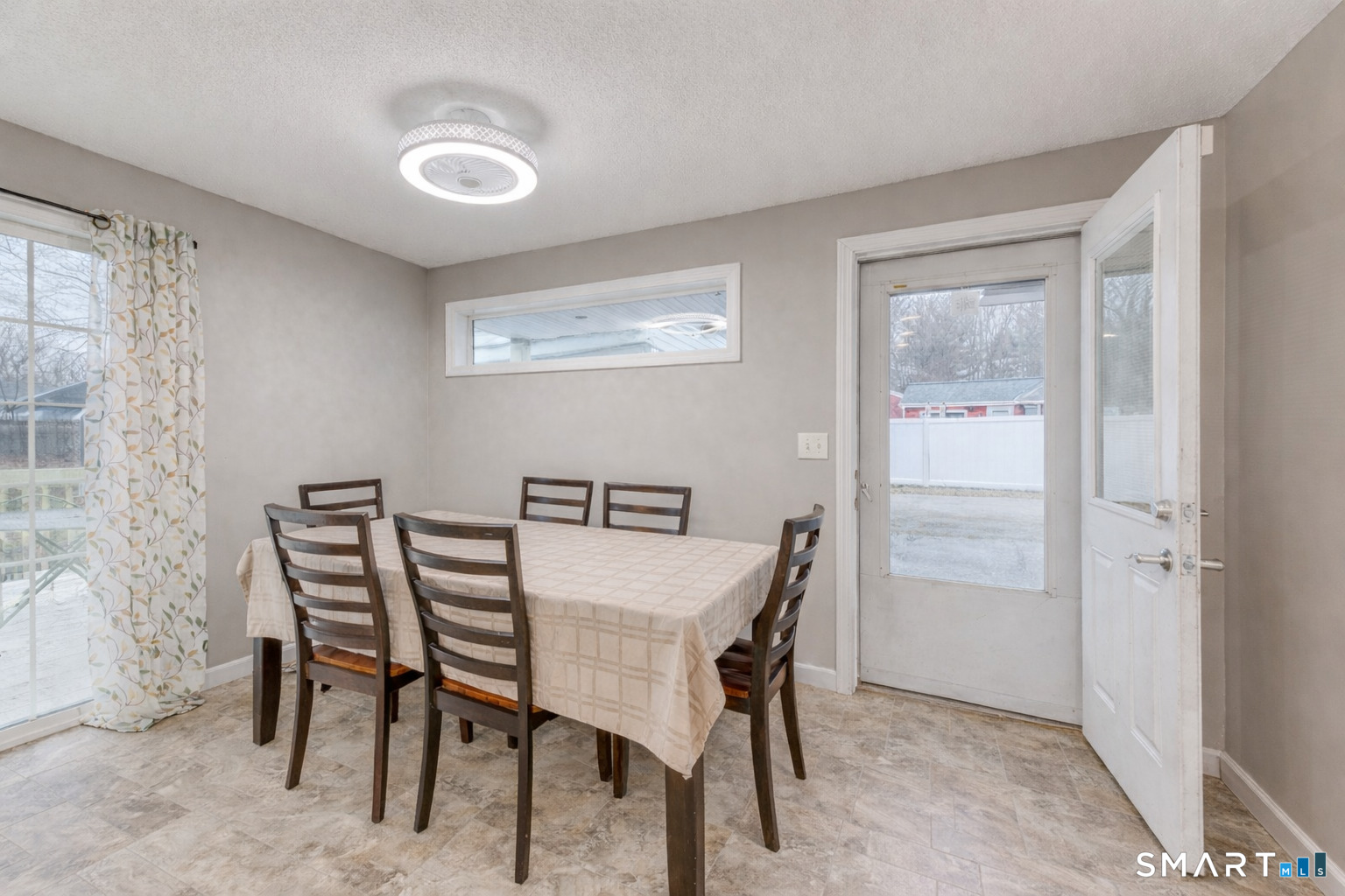 40 Cottage Grove Circle Bloomfield CT 06002