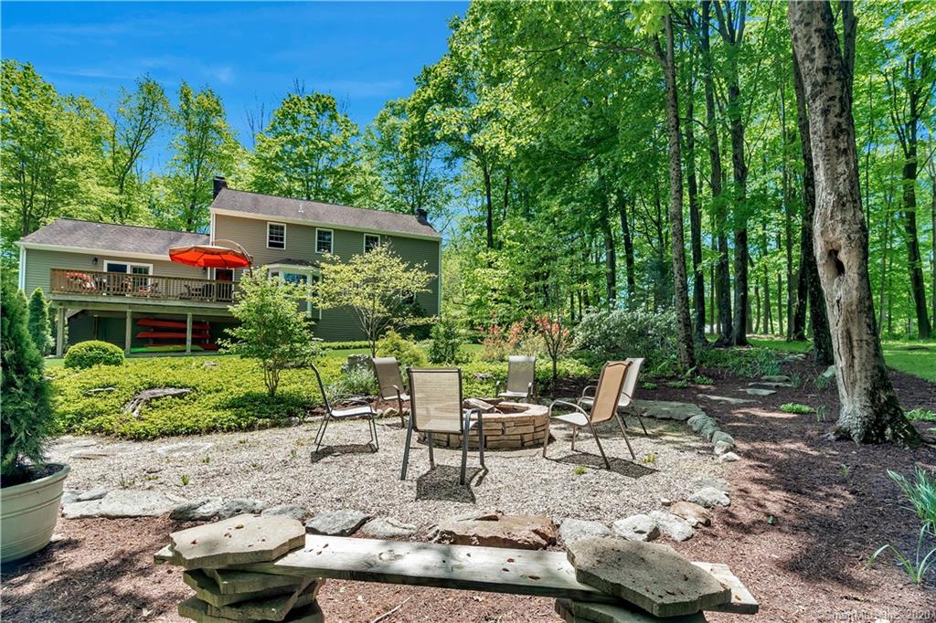 4 Old Dodgingtown Road Redding CT 06896