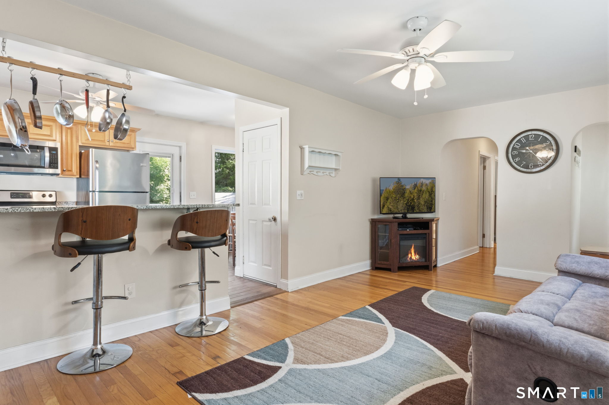 16 Park Avenue Montville CT 06382