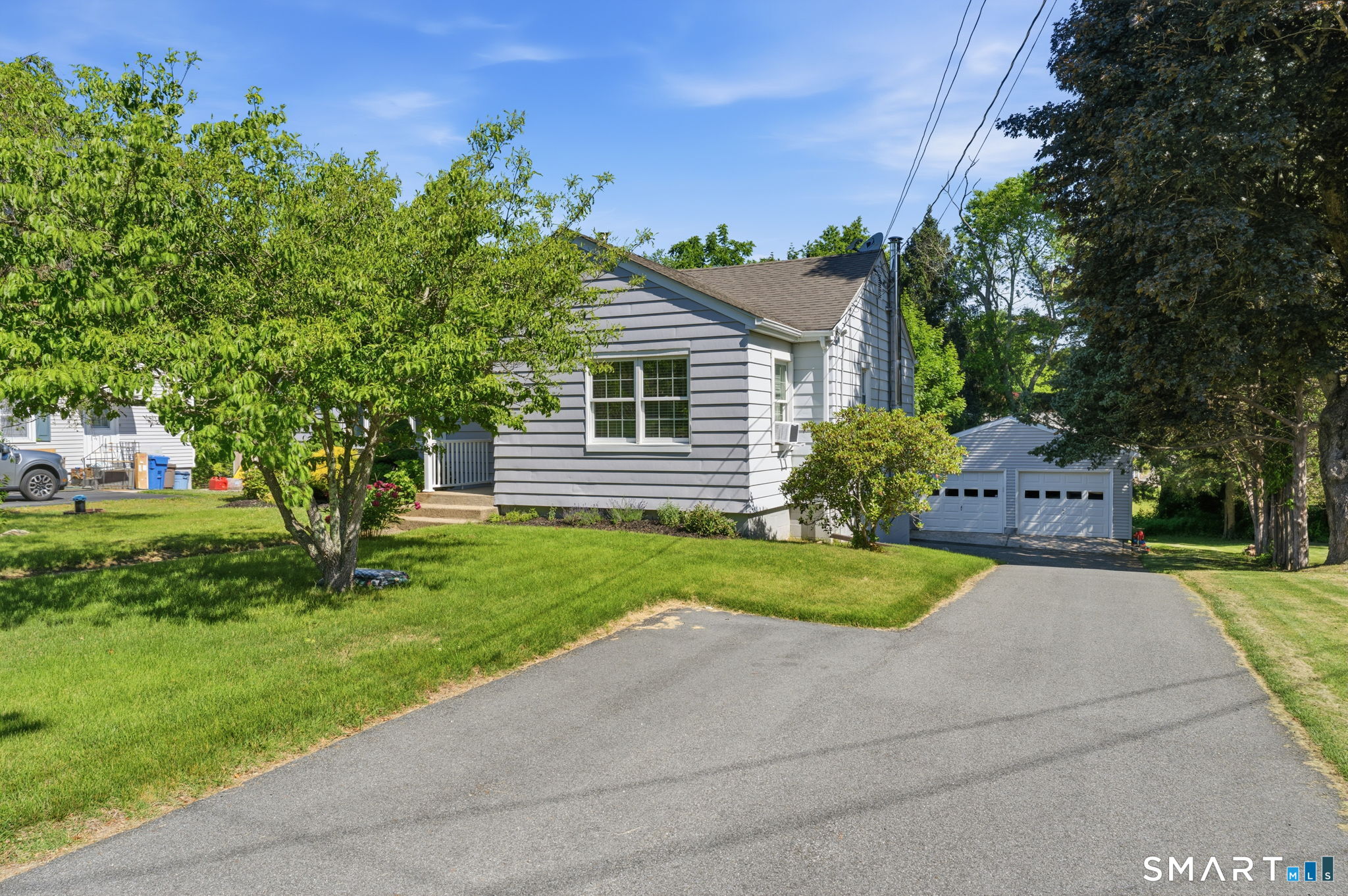 16 Park Avenue Montville CT 06382