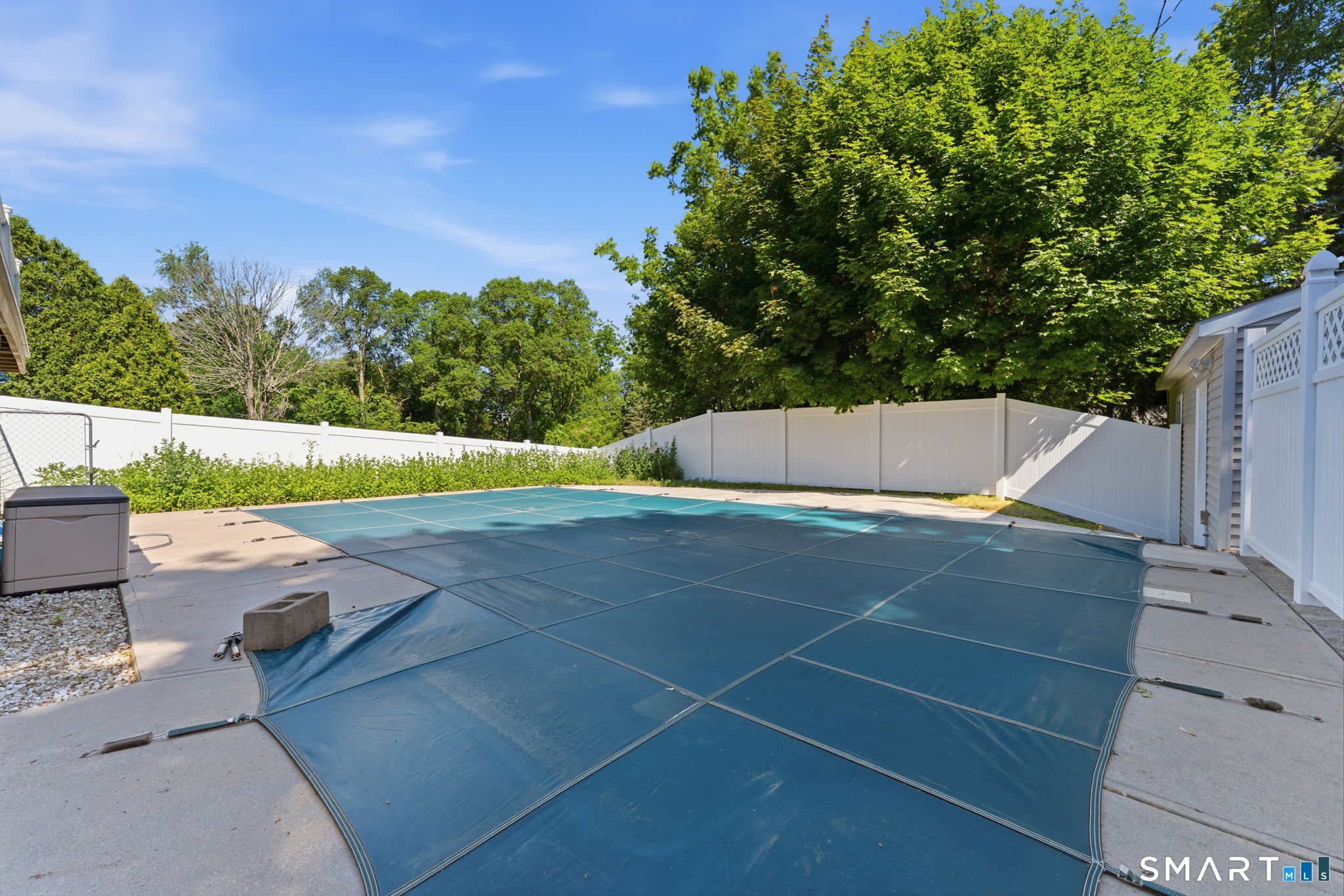 16 Park Avenue Montville CT 06382