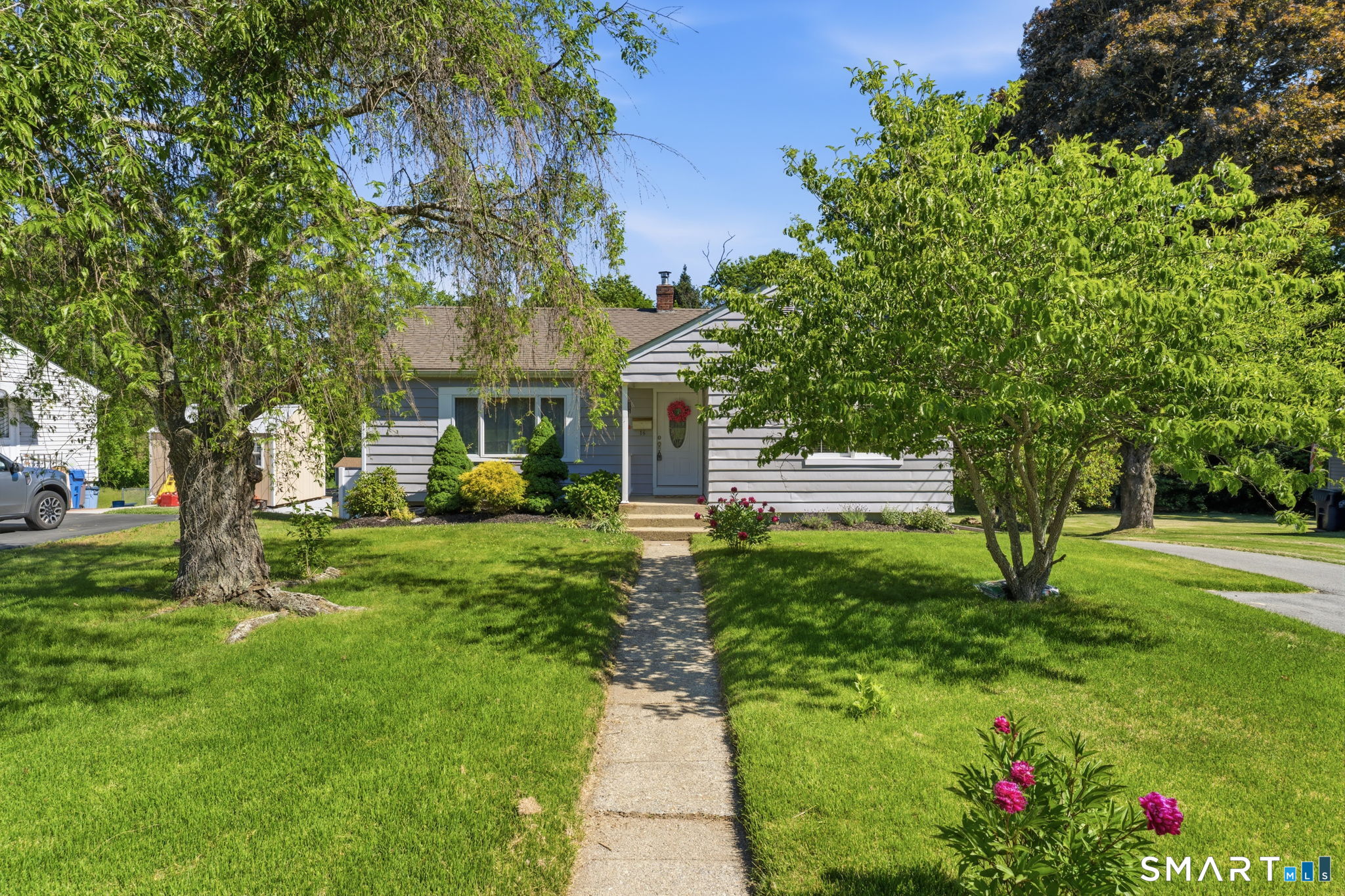 16 Park Avenue Montville CT 06382