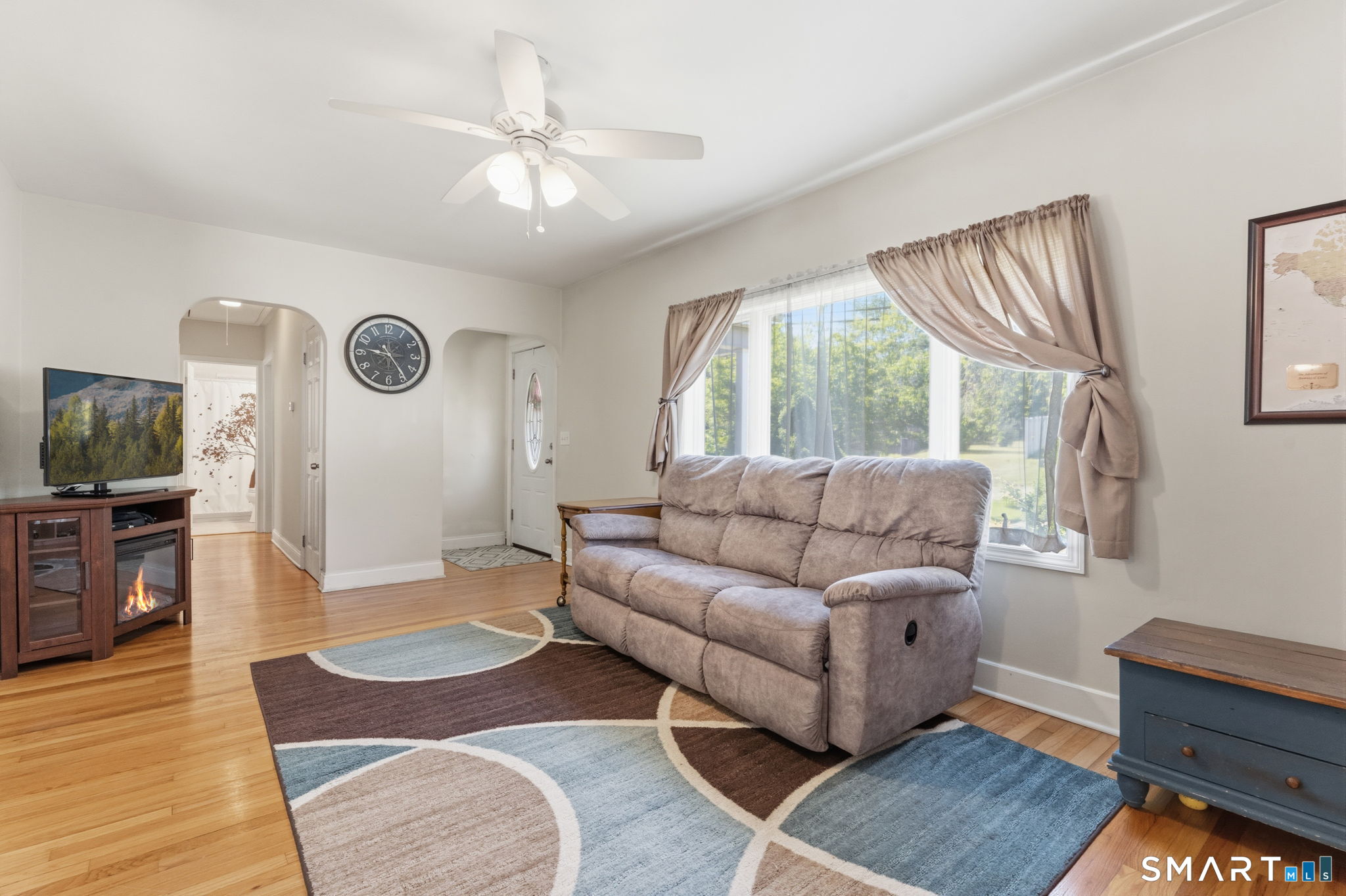 16 Park Avenue Montville CT 06382