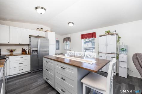 4 Apache Road East Hartford CT 06118