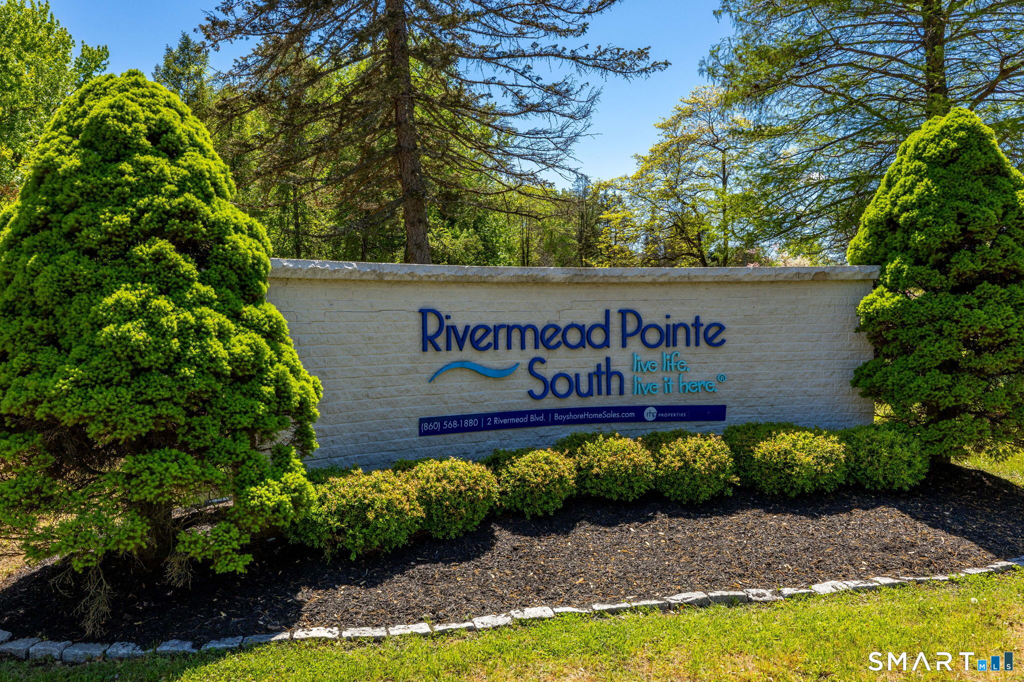 4 Apache Road East Hartford CT 06118