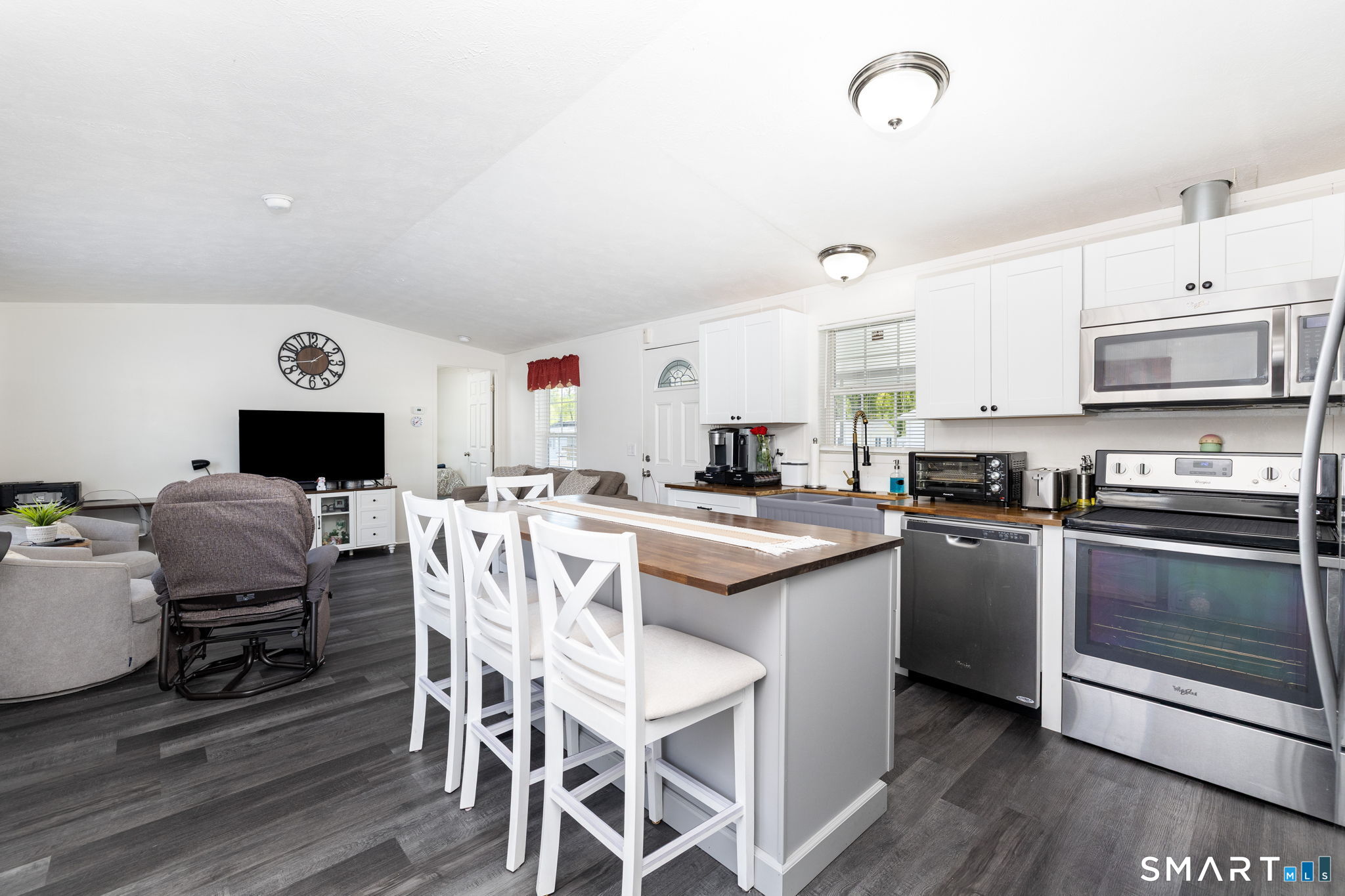 4 Apache Road East Hartford CT 06118