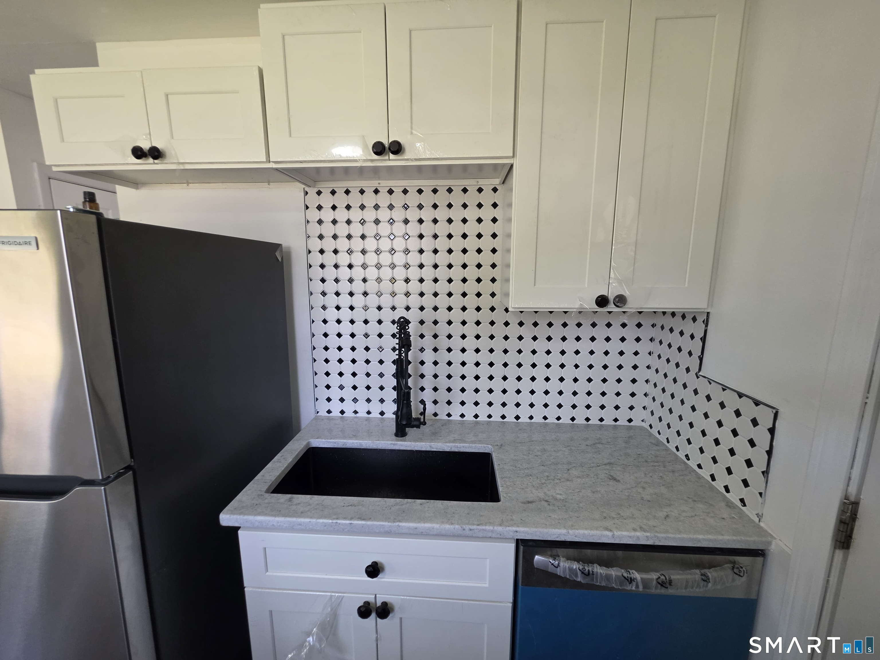 6 Devens Street New Britain CT 06051