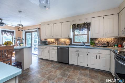 283 Whittemore Road Middlebury CT 06762