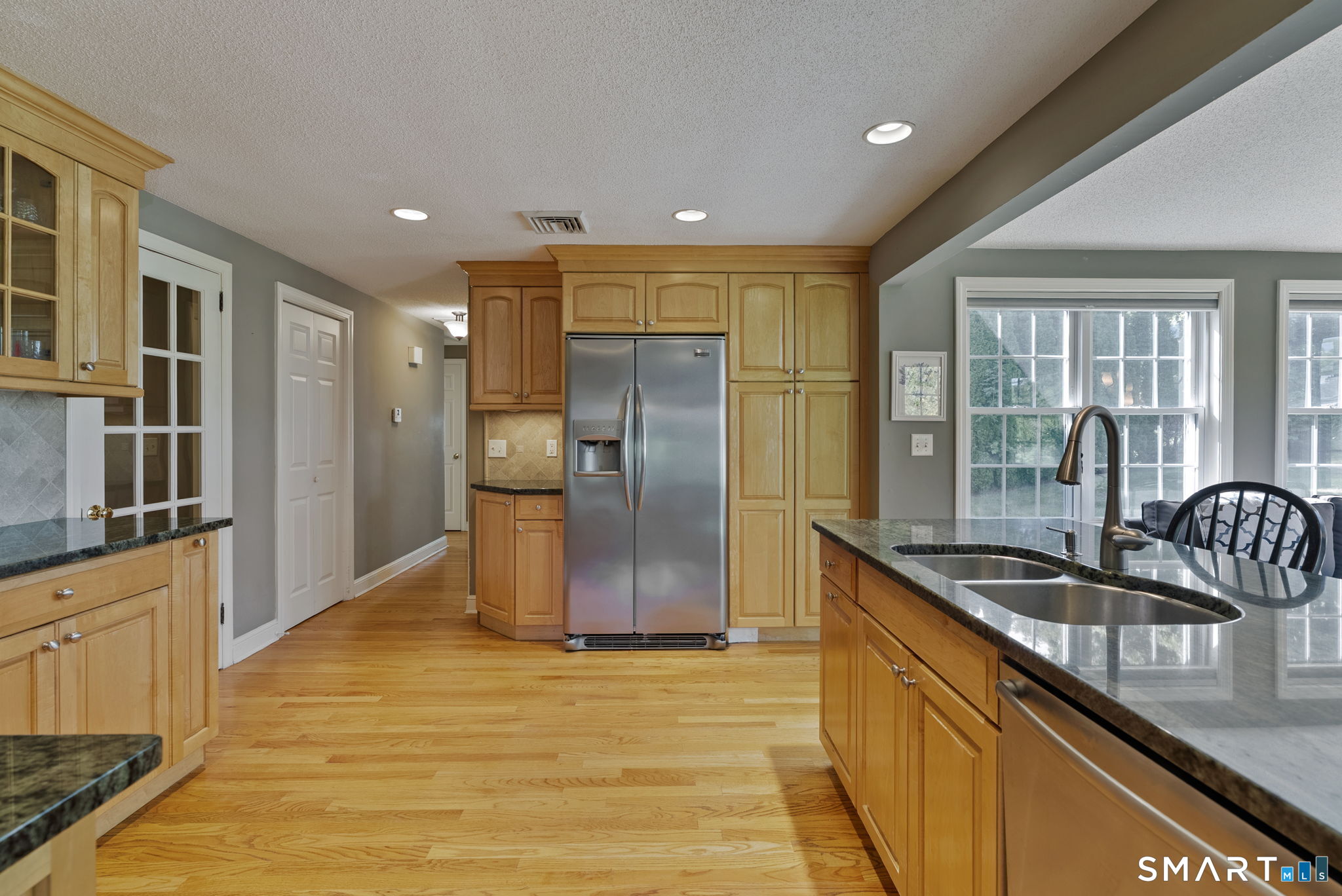 39 Clovercrest Road Wethersfield CT 06109