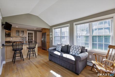 39 Clovercrest Road Wethersfield CT 06109