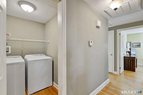 39 Clovercrest Road Wethersfield CT 06109