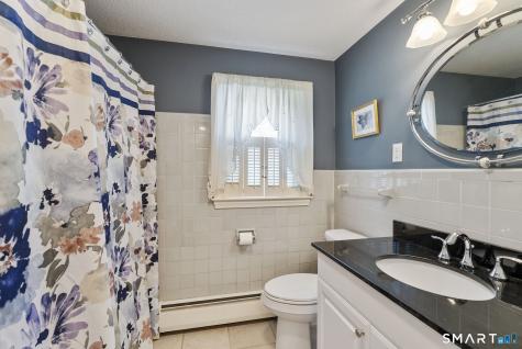 39 Clovercrest Road Wethersfield CT 06109
