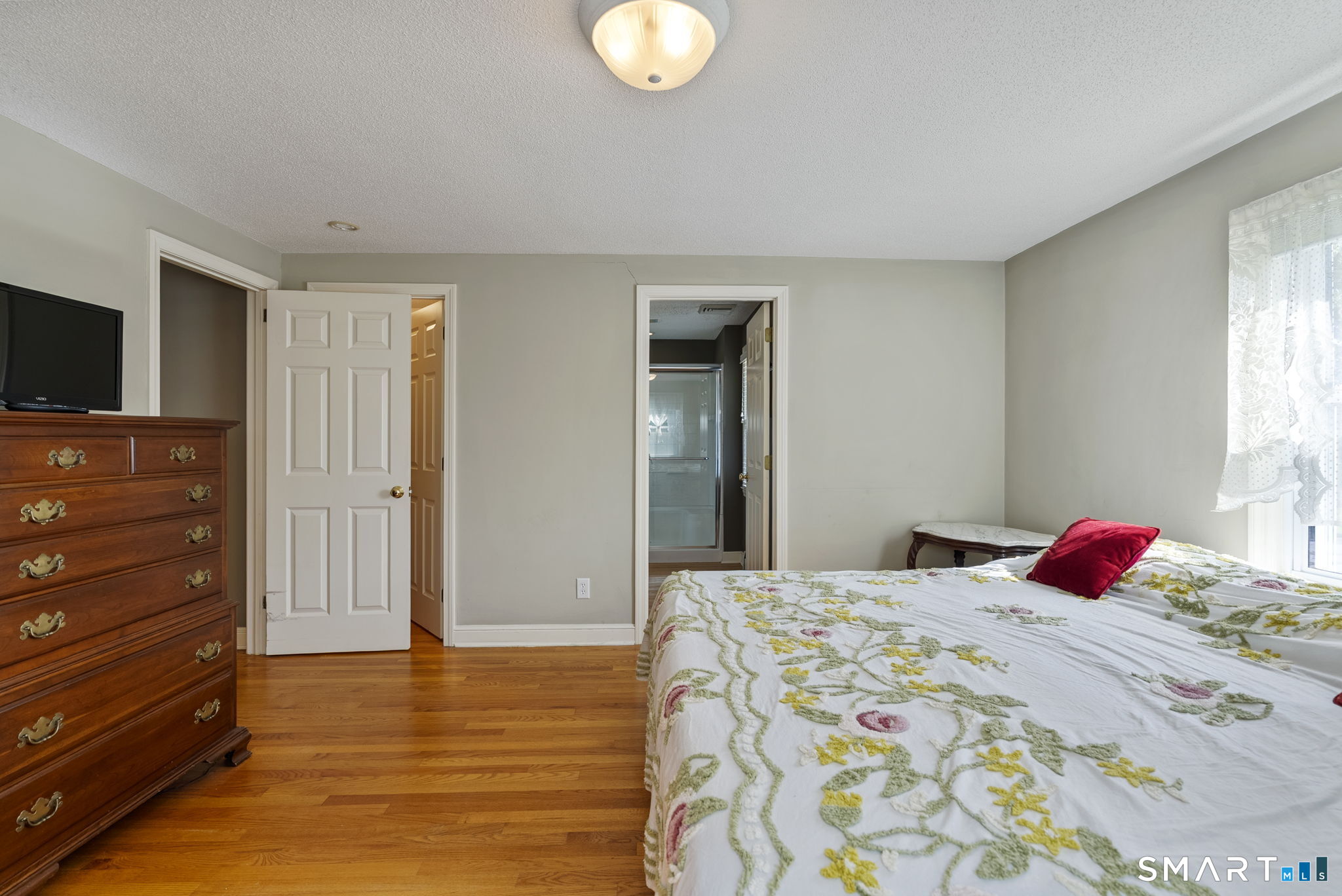 39 Clovercrest Road Wethersfield CT 06109