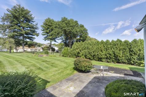 39 Clovercrest Road Wethersfield CT 06109