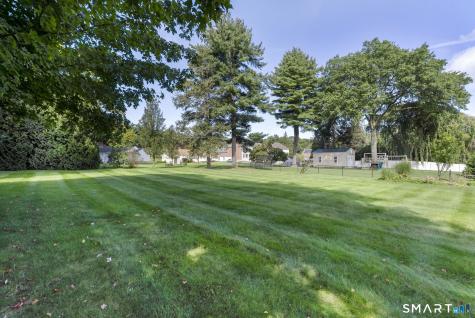 39 Clovercrest Road Wethersfield CT 06109
