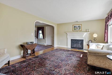 39 Clovercrest Road Wethersfield CT 06109