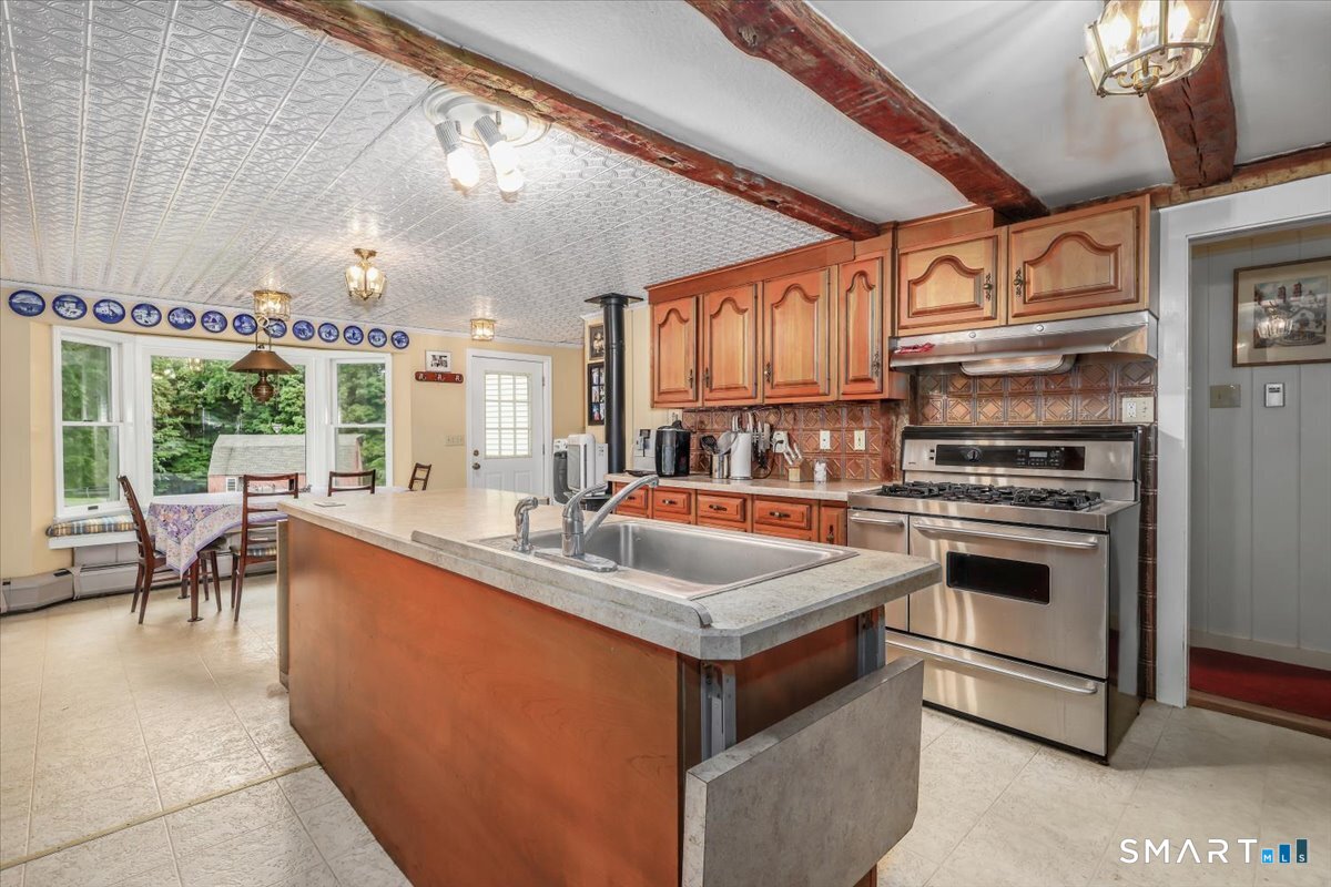 50 Obtuse North Road Brookfield CT 06804