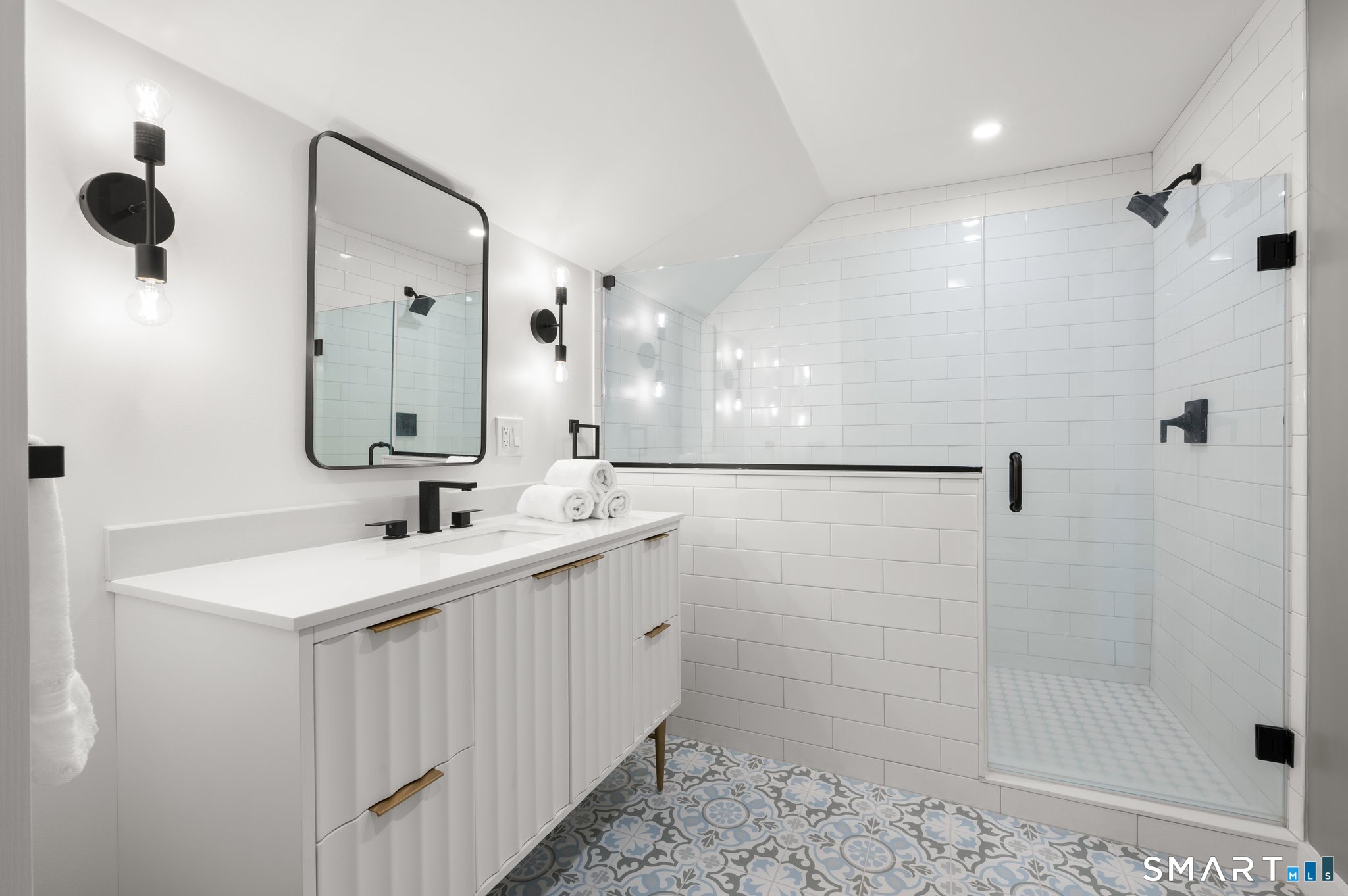 30 Main Street (Old Mystic) Stonington CT 06355