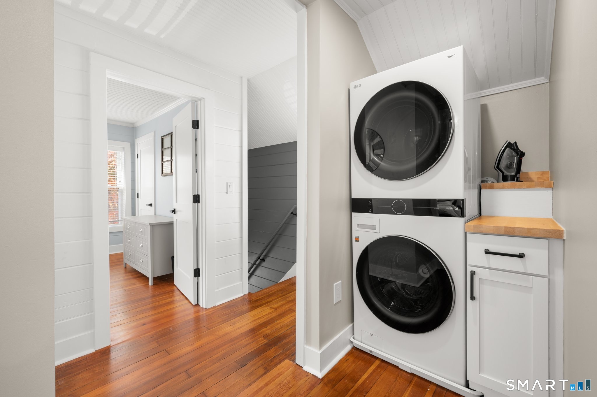 30 Main Street (Old Mystic) Stonington CT 06355