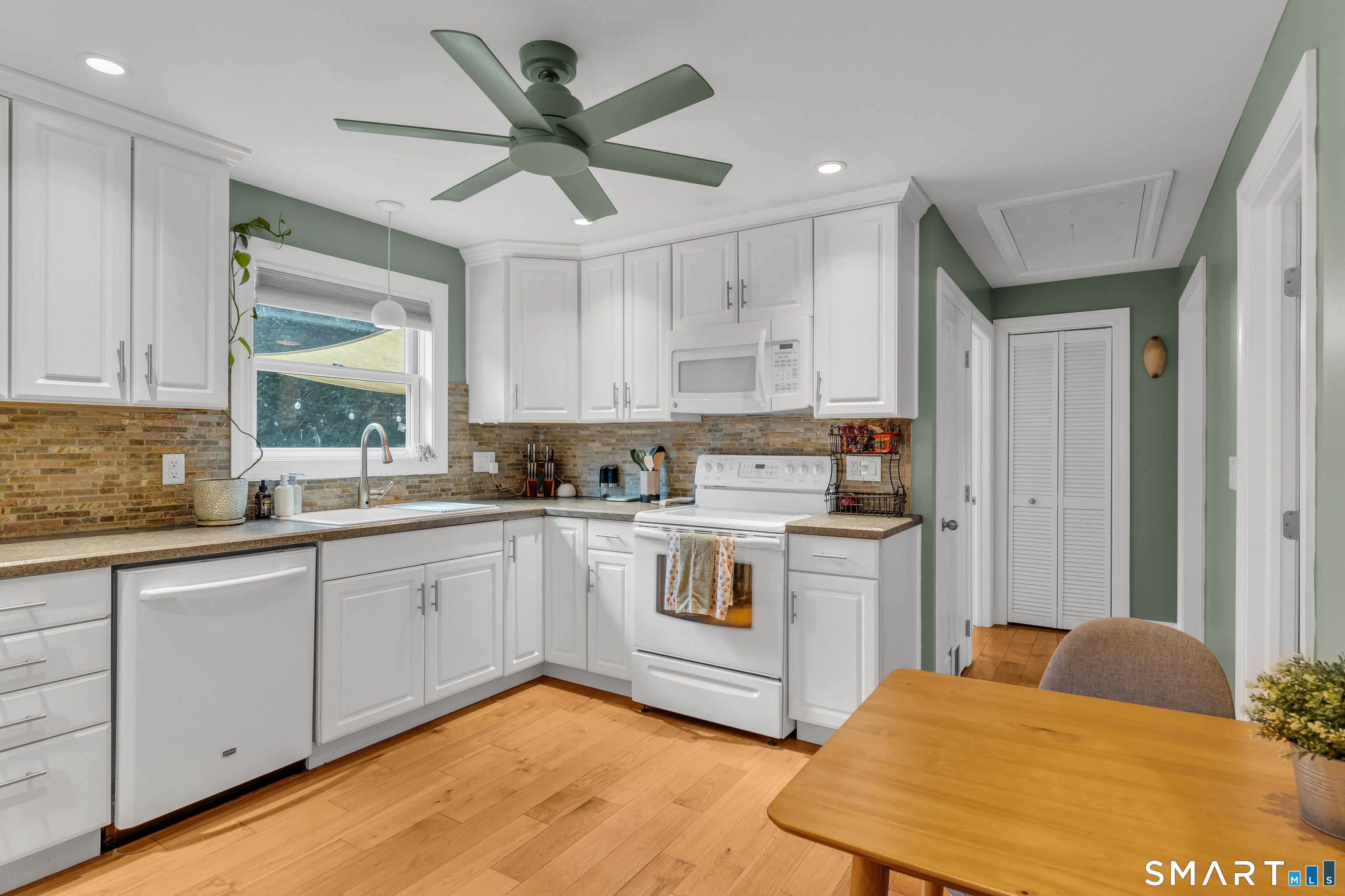 37 Wayne Road Groton CT 06340