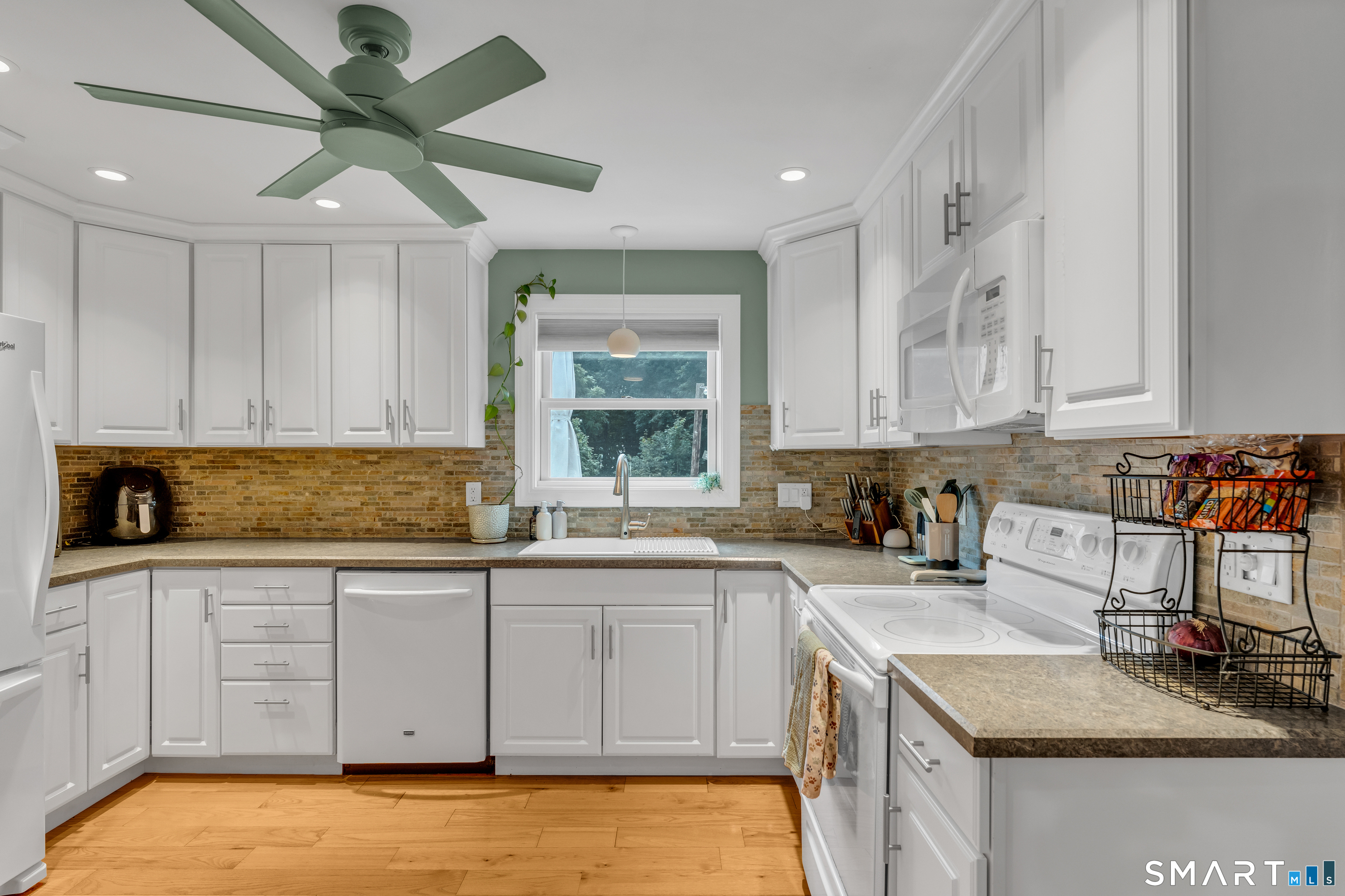 37 Wayne Road Groton CT 06340