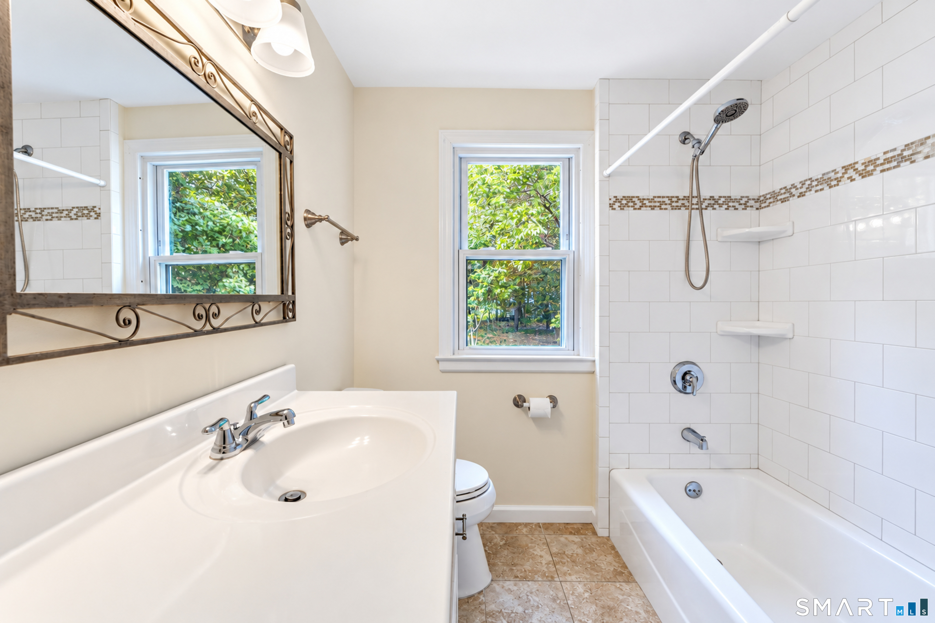 21 Monroe Street North Haven CT 06473