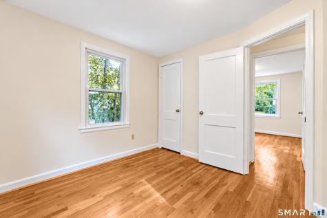 21 Monroe Street North Haven CT 06473