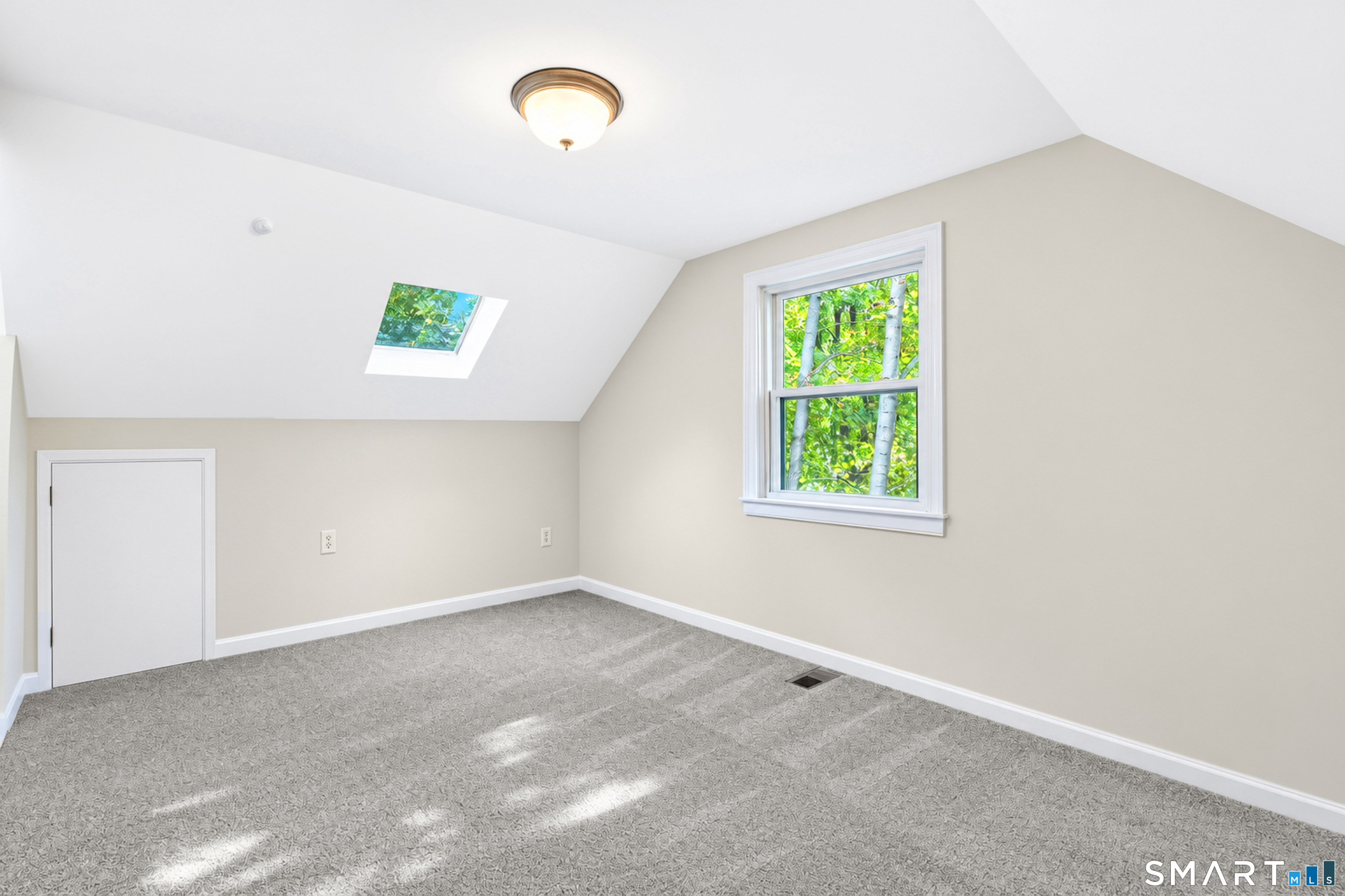 21 Monroe Street North Haven CT 06473