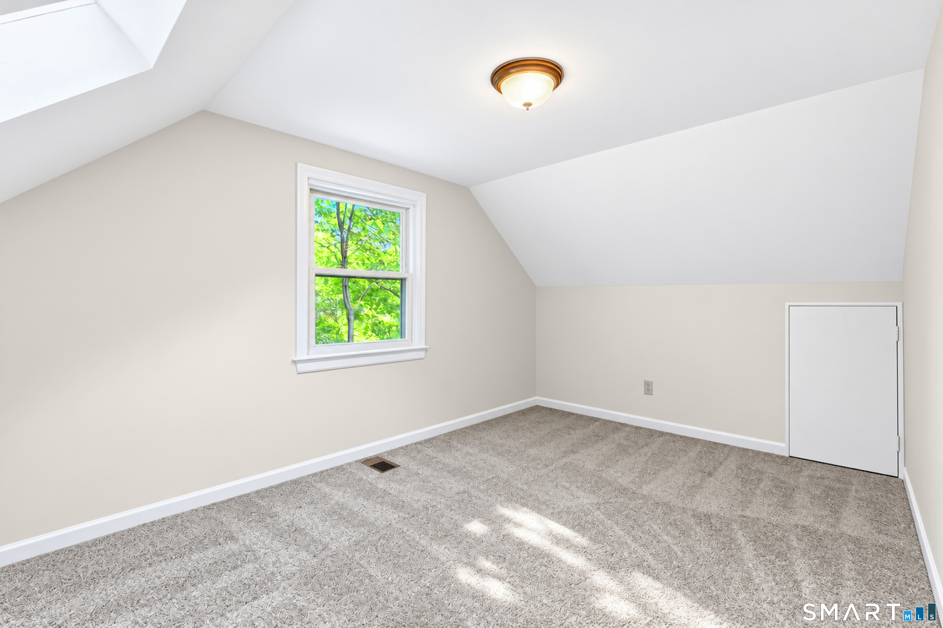 21 Monroe Street North Haven CT 06473