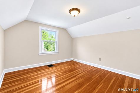 21 Monroe Street North Haven CT 06473