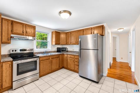 21 Monroe Street North Haven CT 06473
