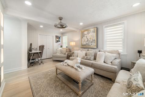 18 Fairlea Avenue Stratford CT 06614