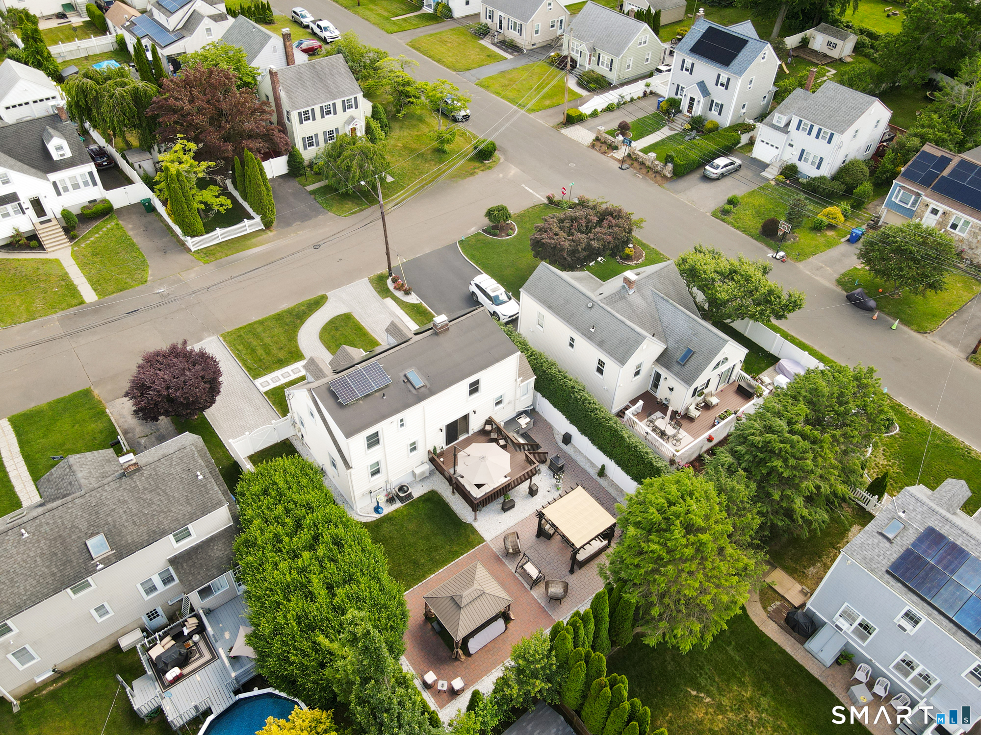 18 Fairlea Avenue Stratford CT 06614