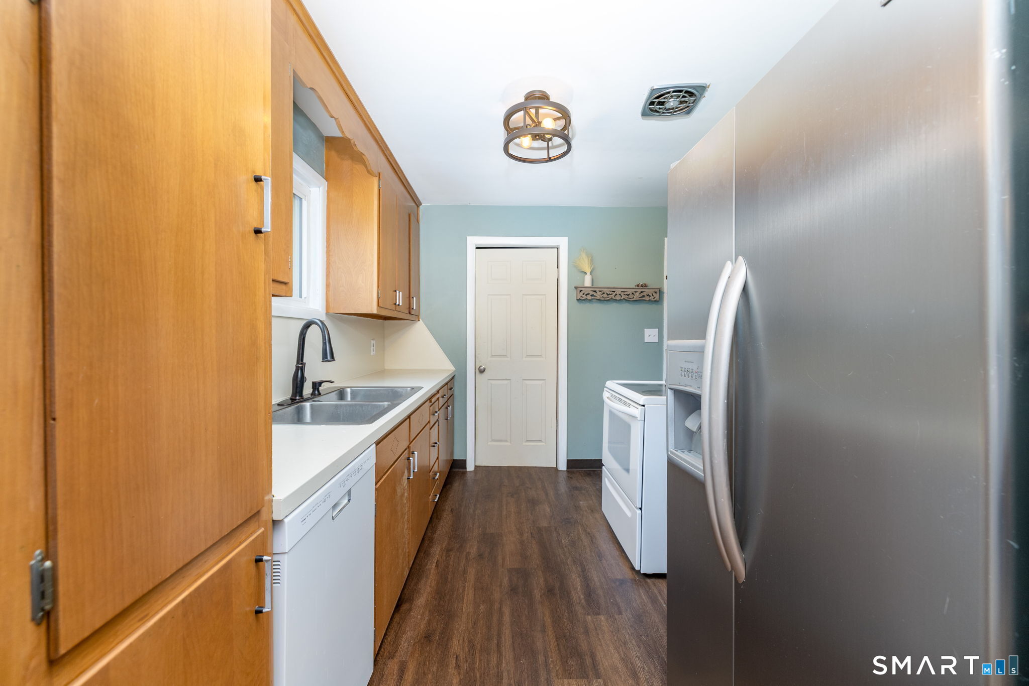 325 Barbara Road Middletown CT 06457